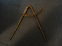 VINTAGE INDUSTRIAL DRAFTING COMPASS-NO. 9-COLLECTIBLE TOOLS