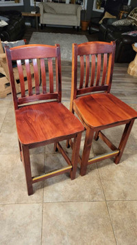 Holdsag tall solid wood chair pair