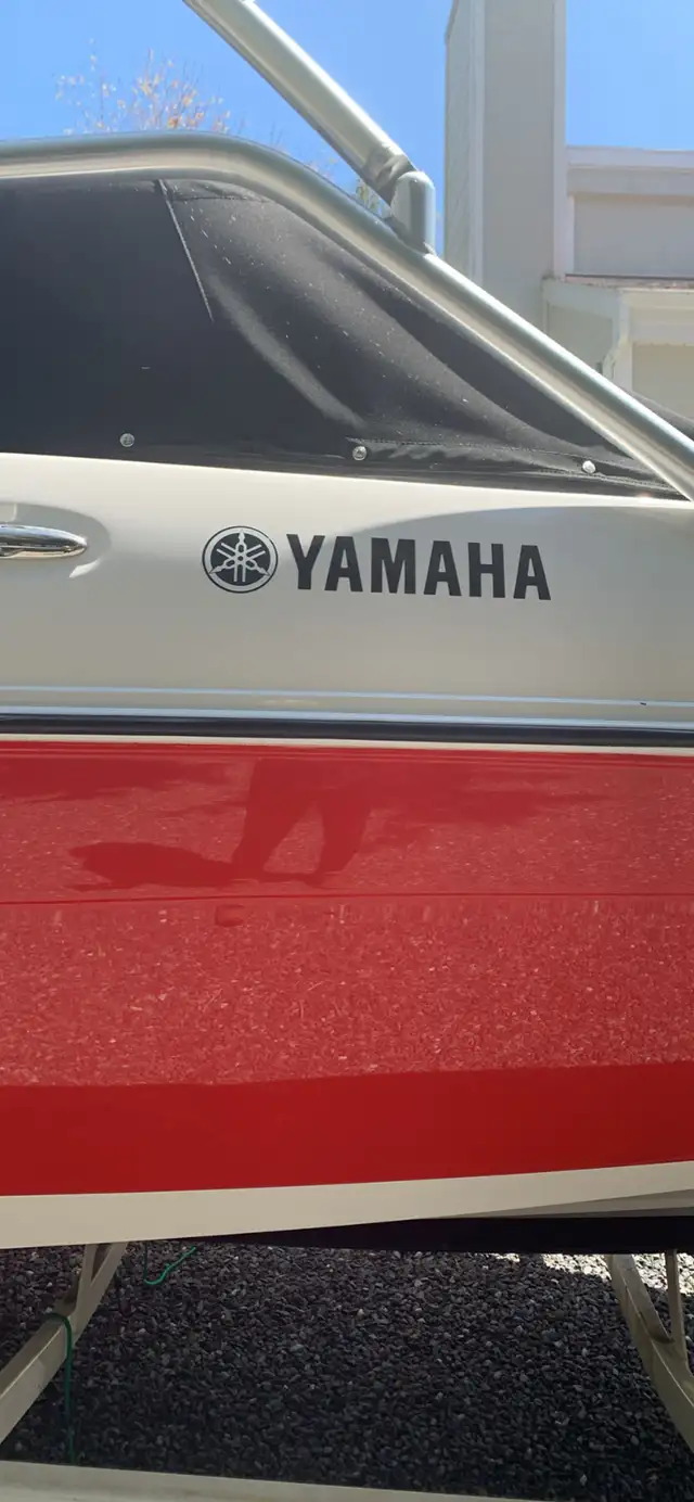 Bateau Yamaha AR230 23 pieds 2006 in Powerboats & Motorboats in Sherbrooke - Image 4