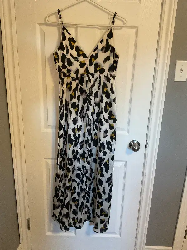 Women’s dresses and clothing from Zumel & Co ($10 each) in Women's - Dresses & Skirts in Oshawa / Durham Region - Image 3