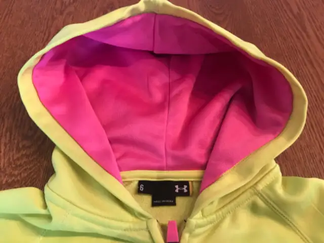 Vêtements fille 6 ans, marques variés de grande qualité in Kids & Youth in Longueuil / South Shore - Image 8