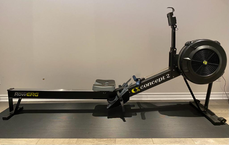 BLACK CONCEPT 2 ROWERG ROWER PM5 w/ VINYL MAT + SEAT PAD Appareils d