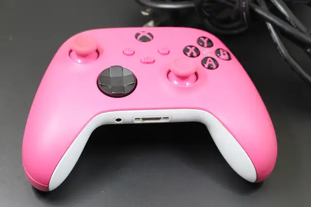 Xbox One X with Pink Controller (#17166) in XBOX One in City of Halifax - Image 4