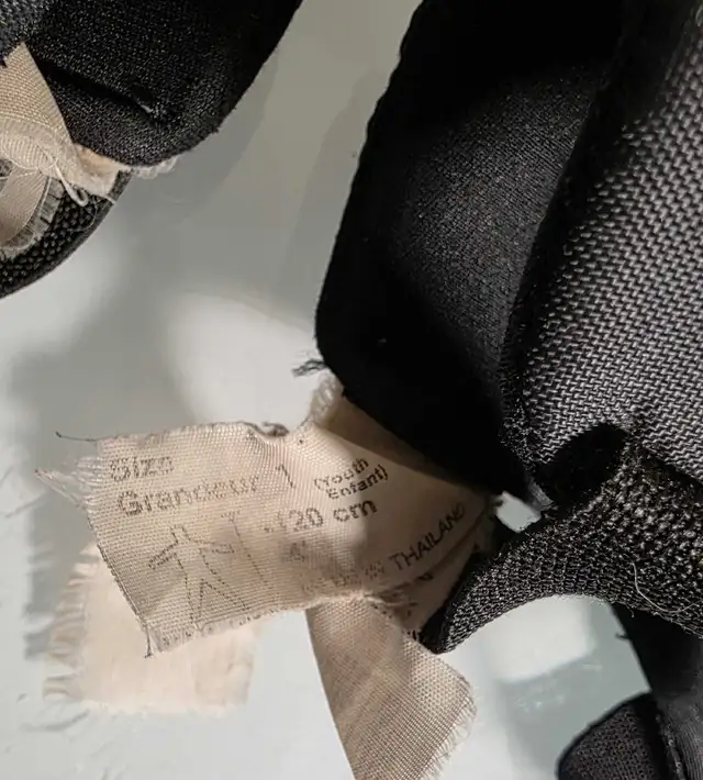 Koho 68 Youth Hockey Elbow Pads in Hockey in Edmonton - Image 4