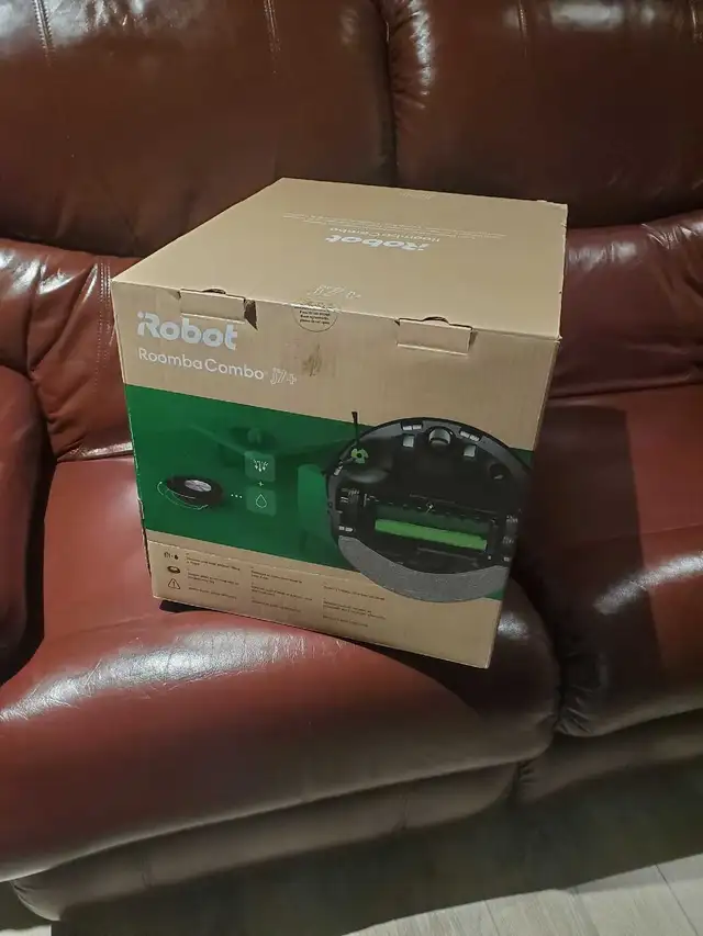 iRobot Roomba Combo j7+ – NEUF, scellé – Acheté chez Canadian Ti in Vacuums in Québec City - Image 5