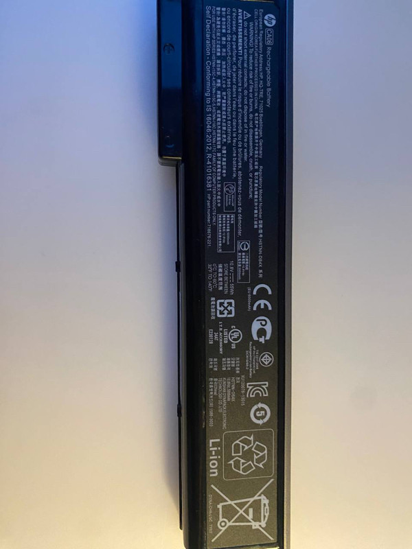 HP laptop battery in Laptop Accessories in City of Toronto - Image 2