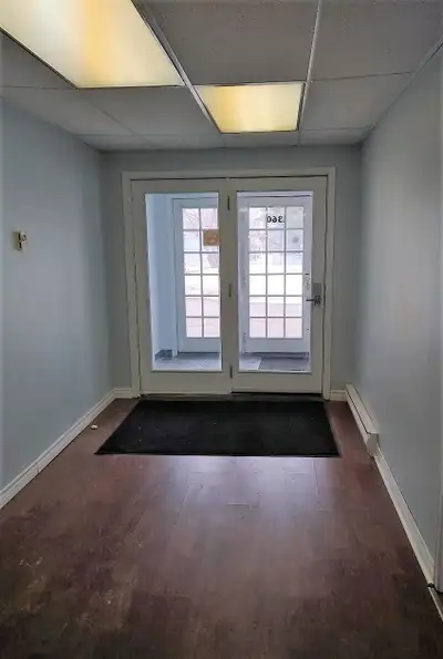 TWO BEDROOM FURNISHED  APARTMENT $1200/MONTH INCLUDING UTILITIES