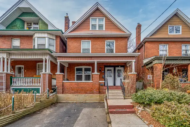 1 Bed, 1 Bath Main Floor Apartment
