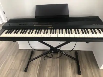 ROLAND KR-55 PIANO, View more