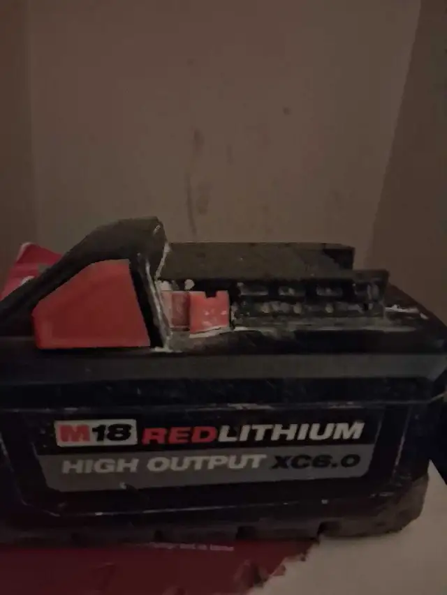 Milwaukee Battery468230262668677120