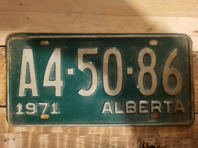 Vintage Alberta license plates 1958 1959 1971 1972 1974 1975 in Other Parts & Accessories in Strathcona County - Image 4