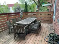 Table et chaises pour patio (8 personnes)
