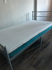 Metal Bedframe + 6” memory foam gel mattress