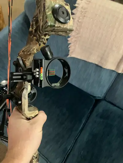 buckmaster 320 compound bow, View more