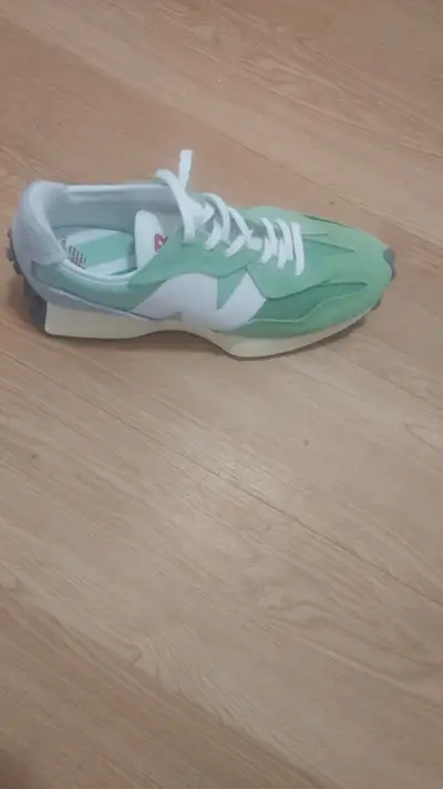 New Balance chaussure de sport. Neuf avec boite grandeur 12, View more