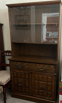 *REDUCED* Vintage China Cabinet