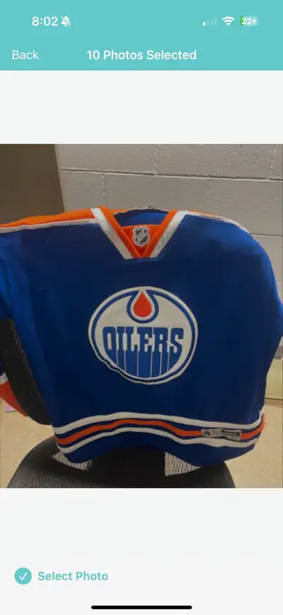 Oilers jersey good condition Photo of tag has the size on it