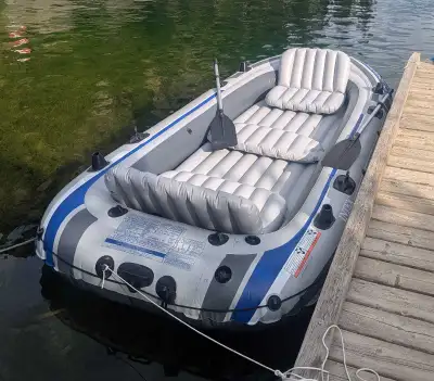 12 ft long 5.5 ft wide, 1300lbs capacity, 2-54 inch boat oars, 4 fishing rod holders, high output pu...