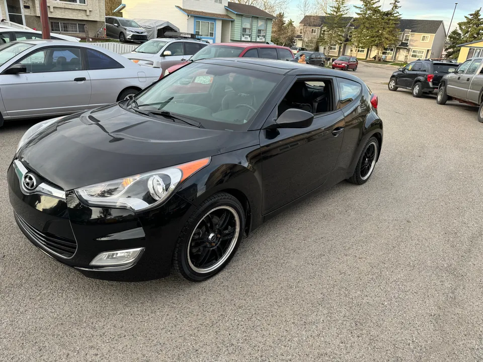 2012 Hyundai veloster 1.6L GDI ONLY 122KMS