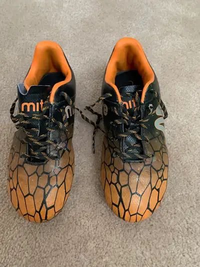 size 3 Mitre soccer shoes, View more