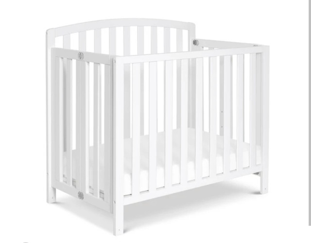 Crib and mattress for sale $40 in Cribs in Kitchener / Waterloo