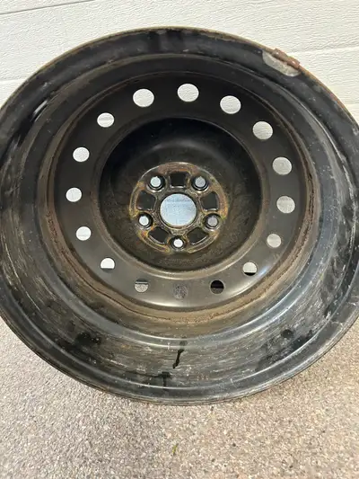 Bolt pattern 5X114.3 Came off a 2019 Subaru Outback Only used one season