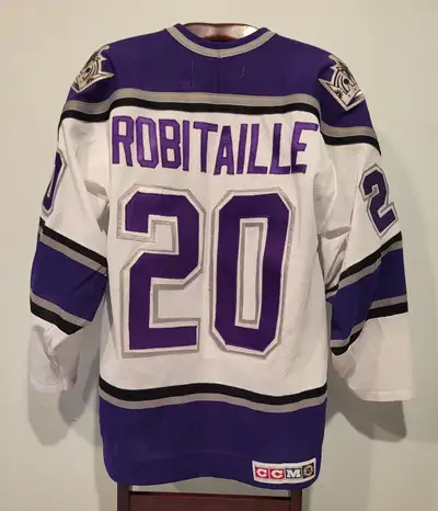 CCM LUC ROBITAILLE LOS ANGELES KINGS HOCKEY JERSEY LARGE, View more