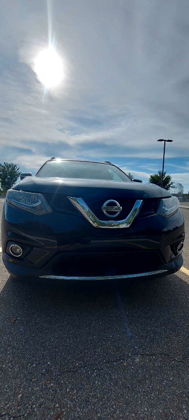 2015 Nissan Rogue in Cars & Trucks in Lethbridge