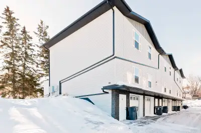 Stunning 2-bedroom, 2-bathroom Townhouse in Yorkton