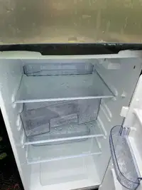 18 cubic foot fridge