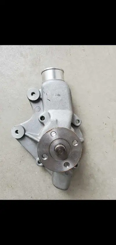 Jeep Wrangler 1997-06 4.0L 6 cyl New never used