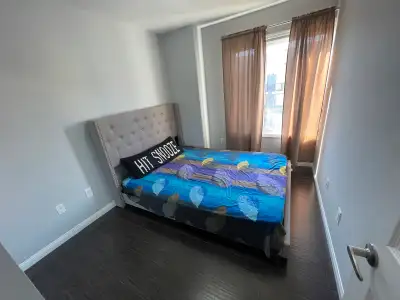 Rooom For Rent in Brampton From 1st August