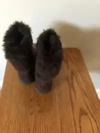CUTE LITTLE TODDLER SIZE 10 FASHION BOOTS
