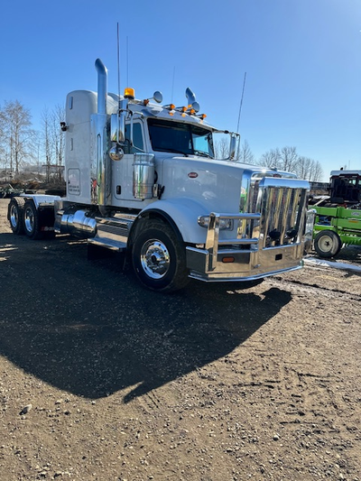 2020 Peterbilt 367, 565 Cummins X15, 212468km, 5559.9hrs, 18 speed, 48" sleeper, 14,600lb frt, 46,00...