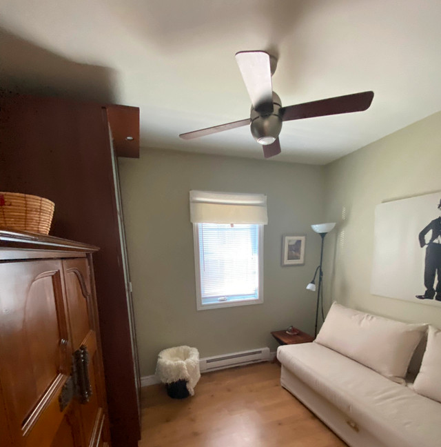 Ventilateur luminaire de plafond avec télécommande -- 60$ dans Éclairage intérieur et plafonniers  à Lanaudière
