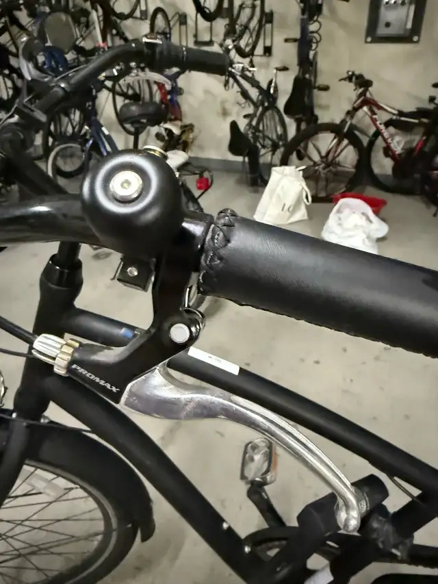 HYBRID BIKE MEN’s CRUISER in Cruiser, Commuter & Hybrid in City of Montréal - Image 7