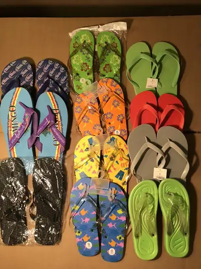 24 pairs Men and Women’s new Sandals/flip flops Sizes range 6-13 Must take all $40