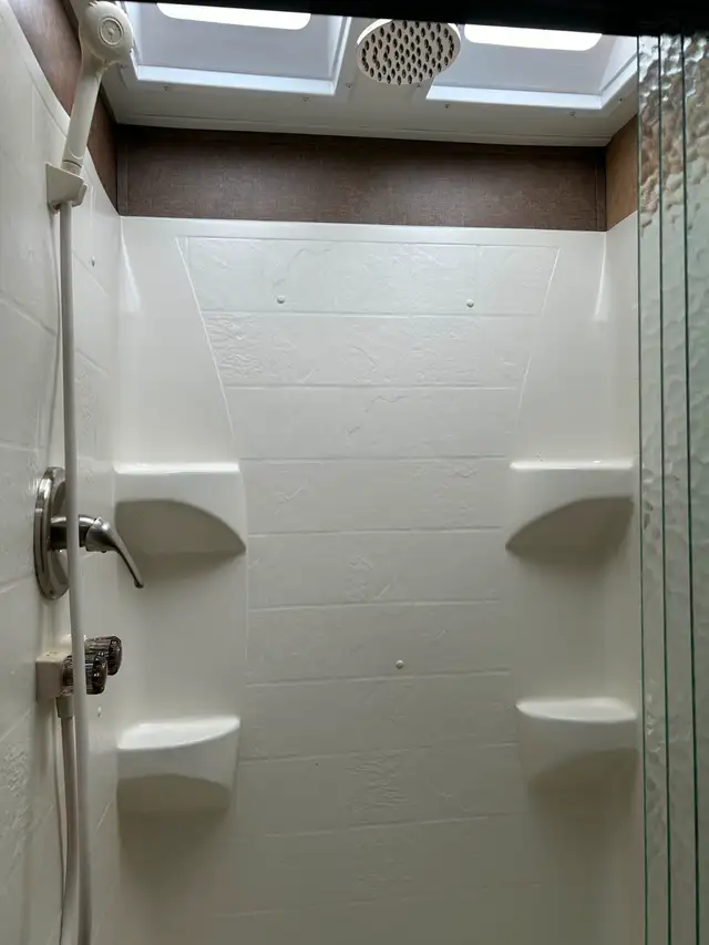 Solid, Extremely Well Maintained Starcraft Trailer in Travel Trailers & Campers in City of Halifax - Image 11
