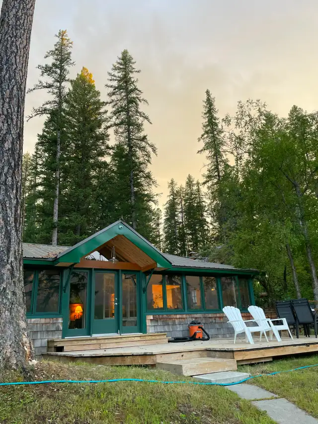Lakefront Cabin with Stunning Lake & Mtn Views!  A Rare Gem! in British Columbia in Canada - Image 4