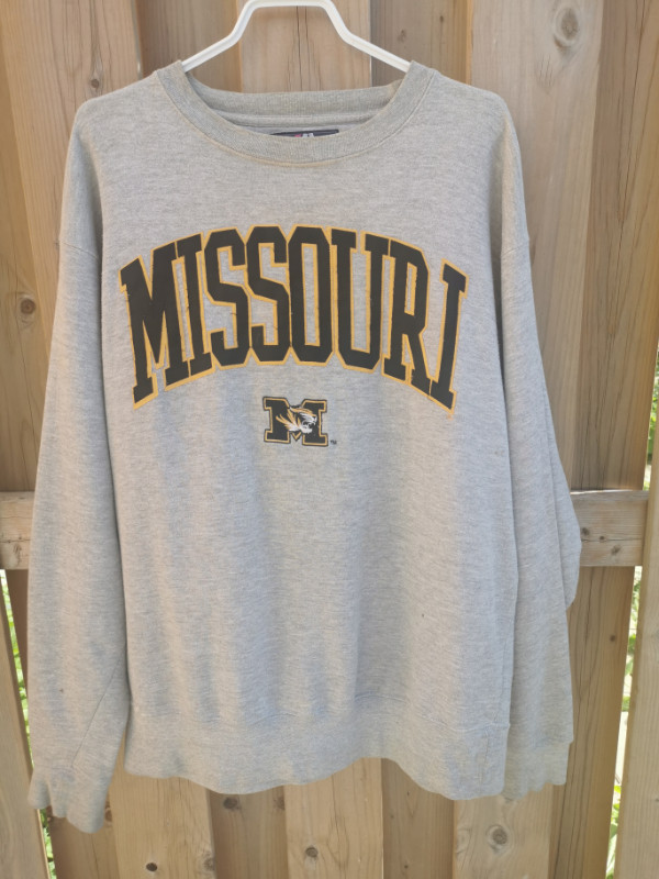 Vintage Missouri Tigers crewneck/sweater/sweatshirt in Other in Mississauga / Peel Region