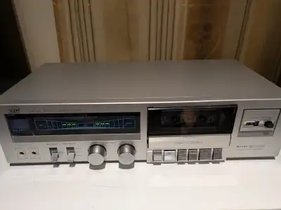 JVC KD-V11C Stereo Cassette Deck for Sale. Serviced, new belts, all works great. Strong mechanics, b...