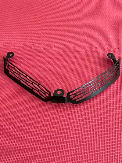 NEW Yamaha Genuine Parts snowmobile RST90 RSG90 front shroud louver grill intake cover oem 8ES-77133...