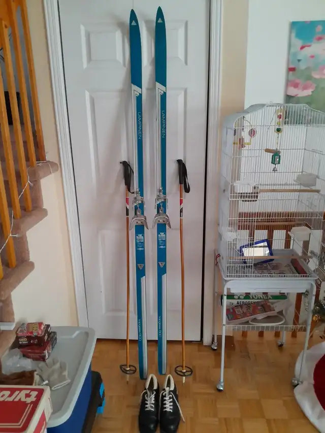 Ensemble de ski de fond in Ski in City of Montréal - Image 2