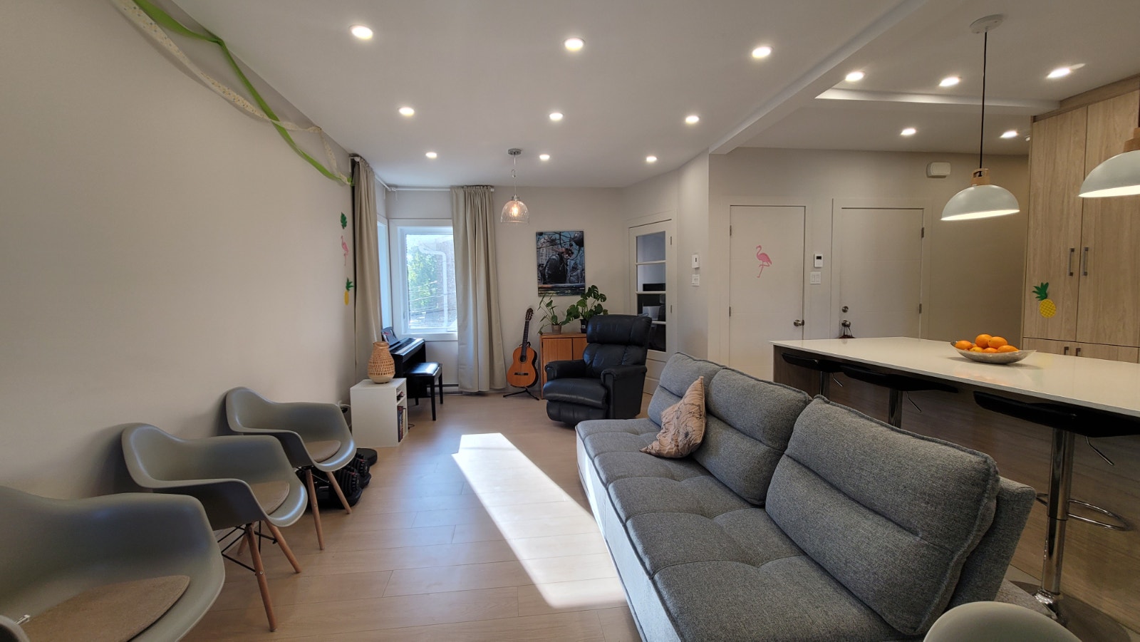 4 1/2 rénové + bureau fermé à louer **AOÛT GRATUIT** — photo 3
