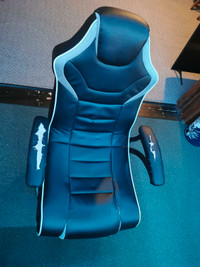 X Rocker Nemesis 2.1 gaming chair w/ Bluetooth vibrating speaker