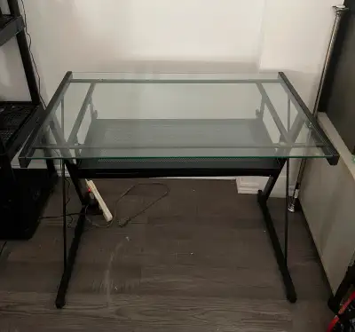 Desk / bureau, View more