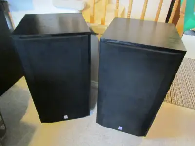 Cerwin Vega VS-150 Speakers, View more