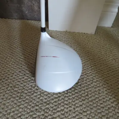 AeroBurner 12 Degree - For Seniors. 460 cc. Built to increase speed. Speed pocket and Z50 shaft. Red...