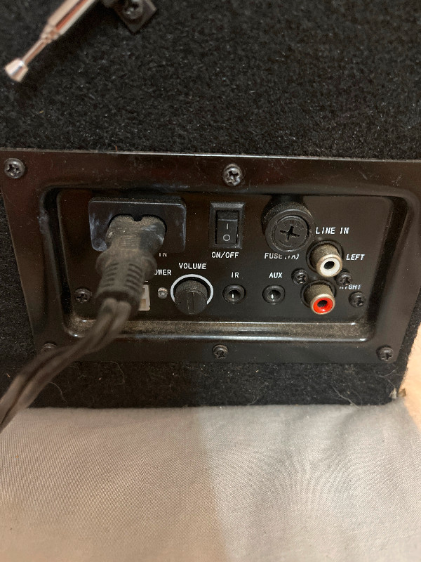 Soundpex Bluetooth Speaker in Speakers in Thunder Bay - Image 3