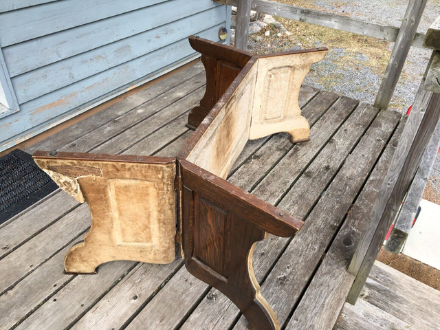 Antique coffin casket stand folding in Arts & Collectibles in Belleville - Image 4